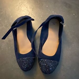 Gap tie ankle shimmer toe ballet flats